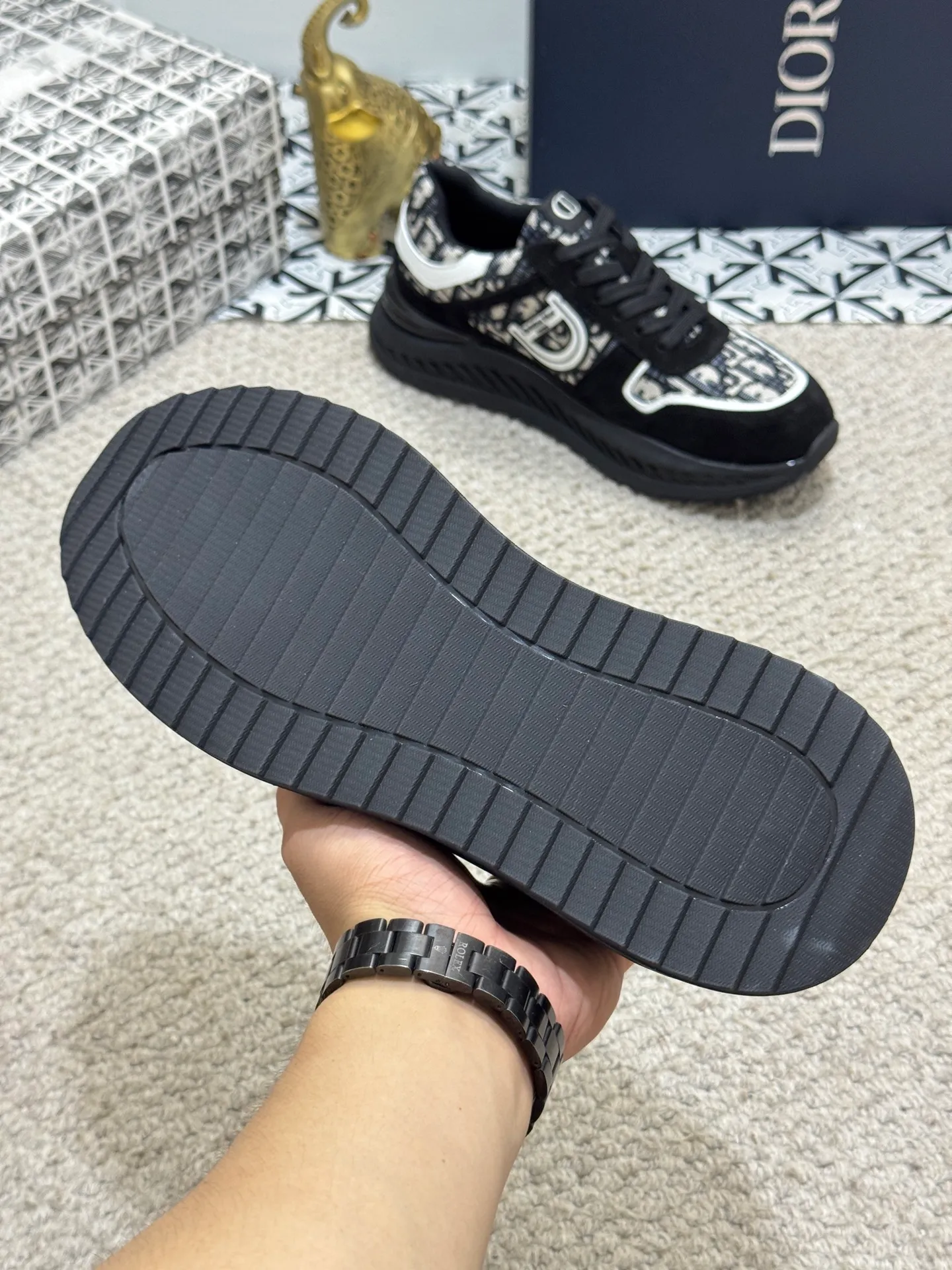 Men's men's shoes 💰440 [New model] 🐞🐞Top original - Dior 🆕 Low-top B02 casual sports shoes, carefully made of first-layer cowhide with canvas, comfortable and breathable ~ rubber soles, enhance style. Fashionable and versatile, it can complement any look. Featuring an exquisite design that is uniquely dynamic and modern, this shoe is part of Dior's legacy and embodies modern elegance. Size: 38-44 (45 customized